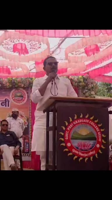 शिक्षा के साथ संस्कार ही असली सफलता है" – विधायक दिनेश राय 'मुनमुन'
आज सिवनी के प्रधानमंत्री कॉलेज ऑफ एक्सीलेंस (PG कॉ...