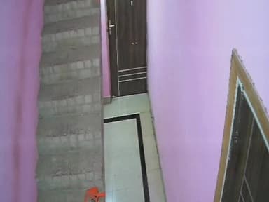 पिंड्रा: वाराणसी के लमही में सनकी बेटे ने पिता के घर में लगाई आग, घटना सीसीटीवी कैमरे में कैद हुई