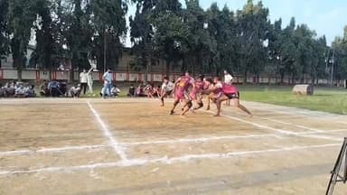 डॉ भीम राव अंबेडकर स्टेडियम में कबड्डी प्रतियोगिता
#MAU #maunews #kabaddi