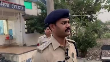 #मिहोना थाना प्रभारी को किया गया लाइन अटैच,, #फौजी के साथ मारपीट के मामले आरोप में ,,,