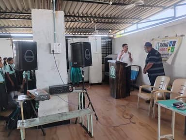 स्वच्छता जागरूकता अभियान के तहत गुरु नानक संस्कार सीनियर सेकेंडरी स्कूल में स्वच्छता अभियान के अंतर्गत एक विशेष कार्यक्र...