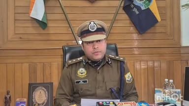 कुमारसैन: शिमला जिले के कुमारसैन पुलिस थाना क्षेत्र में पुलिस ने गश्त के दौरान नशे की एक खेप पकड़ने में सफलता हासिल की