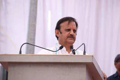 स्वास्थ्य के प्रति संवेदनशील एवं जागरूक होना जरूरी- उप मुख्यमंत्री
===
बालिकाओं के हिमोग्लोबिन की जांच एवं उपचार से आने ...