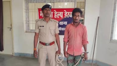 रामगढ़ चौक: तेतरहट पुलिस ने अलग-अलग मामलों में दो लोगों को किया गिरफ्तार, भेजा जेल