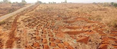 मुख्यमंत्री श्री विष्णुदेव साय के “मोर गांव मोर पानी” महाभियान के तहत एमसीबी जिले के ग्राम पंचायत लोहारी में जल संरक्षण ...