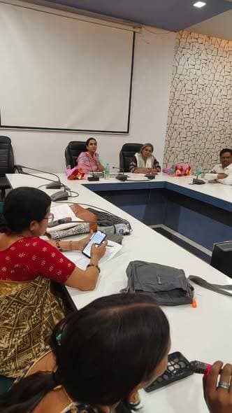 स्व-सहायता समूह सदस्यों के साथ बैठक आयोजित
आज जोयत्री राय (एम.एस.) स्टेट लीड एण्ड पॉलिसी स्पेशलिस्ट यू.एन. बूमैन भोपाल ...