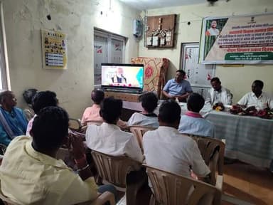 प्रधानमंत्री श्री नरेंद्र मोदी द्वारा असम के गुवाहाटी से प्रधानमंत्री किसान सम्मान निधि (PM-KISAN) योजना की 22वीं किस्त ...