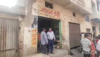 आगरा: कालीबाड़ी रोड स्थित गोयल डेयरी पर छापा, 42 व्यावसायिक गैस सिलेंडर का अवैध भंडारण पकड़ा गया