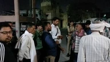 हाथरस: कस्बा मुरसान में हीरो एजेंसी के सामने रेल की चपेट में आने से एक युवक की हुई दर्दनाक मौत, परिजनों में मचा कोहराम