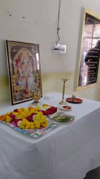 उदयपुर–पिंडवाड़ा राष्ट्रीय राजमार्ग के कांटल गुजरात गैस पंप के सामने अवैध कट खोला प्रशासन की अनदेखी पर उठे सवाल
#sirohi...