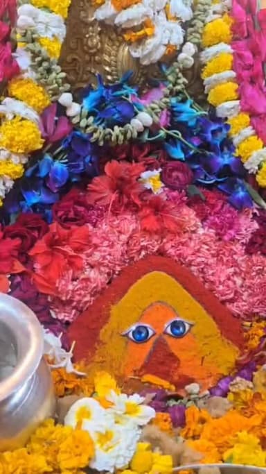 माता श्री चिन्तपूर्णी के दर्शन करें सक्रांति पर पुजारी अजय कालिया द्वारा
।। News123 ।।