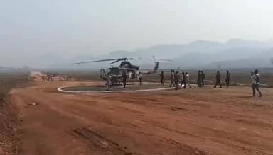 పాడేరు పర్యటనలో భాగంగా ప్రత్యేక హెలికాప్టర్లో చేరుకున్న ఉప ముఖ్యమంత్రి పవన్ కళ్యాణ్