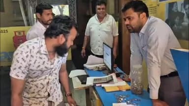 दमोह: घरेलू गैस संकट पर प्रशासन सख्त, कलेक्टर अनिल राठौर ने गैस एजेंसियों का किया औचक निरीक्षण