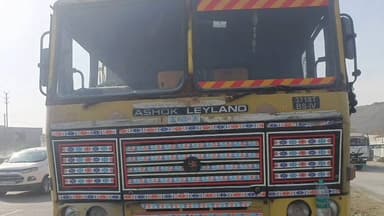 निवाड़ी: खनिज विभाग की अवैध उत्खनन और परिवहन पर कार्रवाई, प्रतापपुरा में 12 चक्का हाइवा ज़ब्त