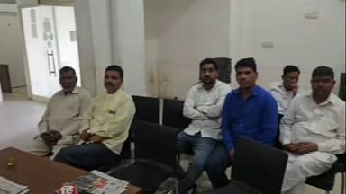 विधानसभा सत्र से लौटकर अपने क्षेत्र लक्सर पहुंचे बसपा विधायक मोहम्मद शाहजहां ने पत्रकारों से आज बातचीत करते हुए कहा.....