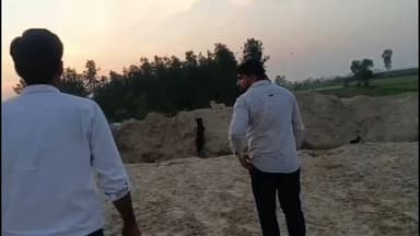 बड़ौत: ककौर गांव में एक गौवंश के शव को कुत्तों द्वारा नोचने का वीडियो सोशल मीडिया पर हुआ वायरल