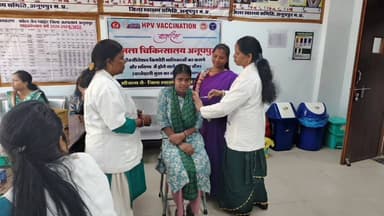 अनूपपुर: जिले में एचपीवी टीकाकरण अभियान जारी, 638 किशोरियों को टीका लगाया गया