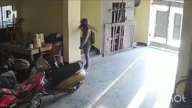 କଟକ ସଦର: ବାରଙ୍ଗ ବଛିପୁର ନିକଟରେ ଥିବା ଏକ ଘରୁ ଗ୍ୟାସ ସିଲିଣ୍ଡର ଚୋରି ହେବା ସମୟର ଭିଡ଼ିଓ ସୋସିଆଲ ମିଡିଆରେ ଭାଇରାଲ
#viralvideo