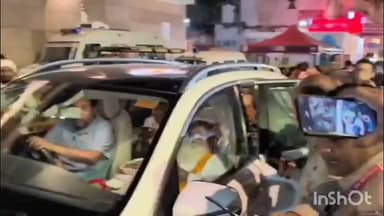 संत असाराम बाबू ने काशी विश्वनाथ मंदिर में बाबा के दर्शन किए