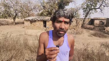 #चित्रकूट
मानिकपुर ब्लाक अंतर्गत कोटा कंडीला में गरीबों को नहीं मिल रहा सरकारी आवास ,ग्रामीण ने लगाए प्रधान और जिम्मेद...