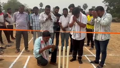 ଅନୁଗୋଳ: ଟୋଲକବେଡା ଗ୍ରାମରେ କୃଷ୍ଣ ମେମୋରିଆଲ କ୍ରିକେଟ୍ ଟୁର୍ଣ୍ଣାମେଣ୍ଟ ଉଦ୍ଘାଟନ