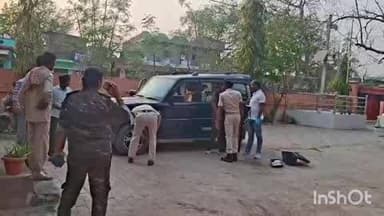 परैया: खीरी में लाठी-डंडों से पीटकर और स्कार्पियो से कुचलकर युवक की हत्या, चार आरोपी पुलिस हिरासत में