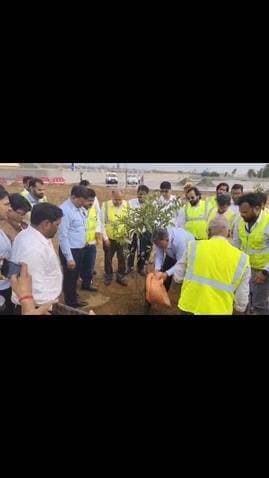 स्टेट ट्रांसफार्मेशन कमीशन सीईओ ने गंगा एक्सप्रेस वे का निरीक्षण किया
#सीईओ बोले एक्सप्रेस वे बनकर तैयार, सीएम की हरी झ...