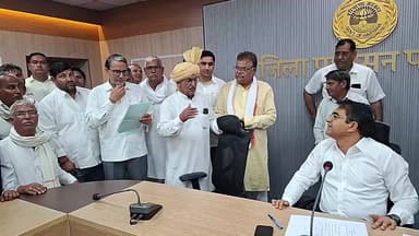 गांव औरंगाबाद में पुल निर्माण की मांग को लेकर जिला उपायुक्त से मिले ग्रामीण...
#nationaltvmedia #palwal #palwalnews #fl...