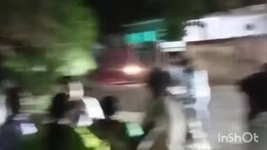 एटा: मोहल्ला शांति नगर में तेरहवीं दावत के दौरान दो पक्षों में मारपीट और फायरिंग, युवक गंभीर घायल