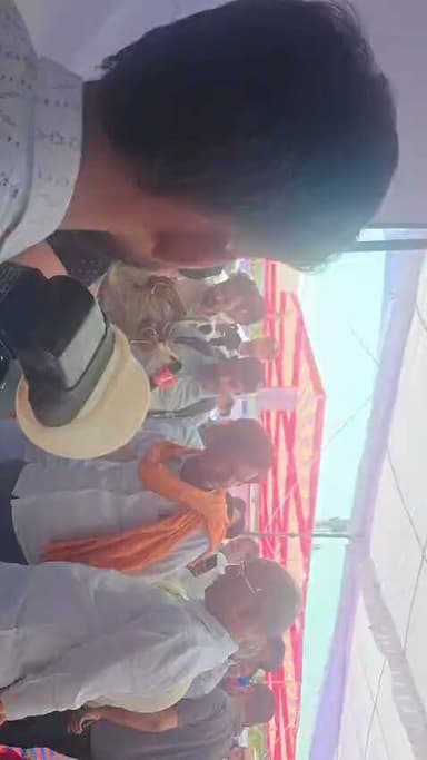 “आज माननीय मंत्री श्री कन्हैयालाल जी ने बनास आयुर्वेदा पर विजिट कर आयुर्वेदिक उत्पादों का अवलोकन किया। उनका मार्गदर्शन औ