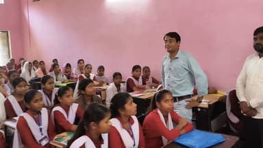 शासकीय कन्या उच्चतर माध्यमिक विद्यालय में मोटिवेशन कैंप का आयोजन किया गया
#fbvirelvideo #NewsUpdate #fb #healthylifestyl...