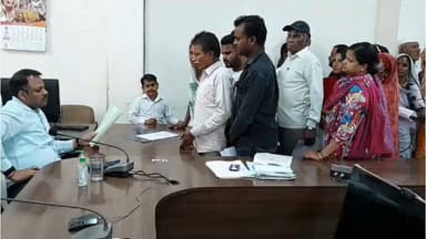 #जनसुनवाई में जनता की आवाज को मिला त्वरित समाधान
==
जिला मुख्यालय पर मंगलवार को कलेक्टर श्री ऋतुराज सिंह ने जनसुनवाई में...