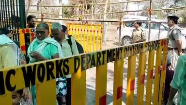 पुलिस अधीक्षक श्रीदीपक कुमार शुक्ल ने कुबरेश्वर धाम की रुद्राक्ष वितरण व्यवस्थाओं का निरीक्षण किया। दिए आवश्यक निर्देश।