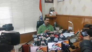 हिमाचल प्रदेश के लोक निर्माण और शहरी विकास मंत्री विक्रमादित्य सिंह की प्रेसवार्ता
#CMOHimachal #himachal #speakerHima...