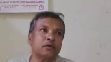 ଭୋଗରାଇ: ଭୋଗରାଇ ବ୍ଲକ ଶ୍ରଦ୍ଧାପୁର ପ୍ରାଣୀ ଚିକିତ୍ସାଳୟ ବିପଦ ନେଇ ପ୍ରାଣୀ ଚିକିତ୍ସକଙ୍କ ପ୍ରତିକ୍ରିୟା