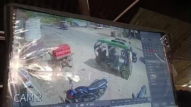 pick up e riksha se riksha mein baithe hue yatri Ghayal Ho Gaye upchar ke liye bindaki Hospital beja gaya hai#@####