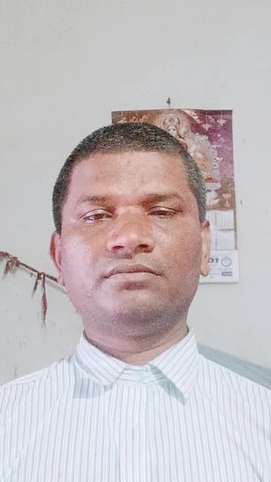 गलती हमारी नहीं थी… बस एक गलत इंसान पर भरोसा कर लिया 💔😎"
Hashtags: #TrustIssues #Attitude #RealityCheck #LifeLesson #M