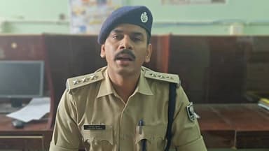 गायघाट थाना क्षेत्र में पुलिस और ग्रामीणो के बिच घटित घटना को लेकर साइबर DSP हिमांशु कुमार का बयान आया सामने।
#Muzaffar...