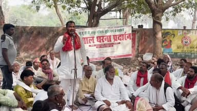 जिला कलेक्ट्रेट पहुंचे अवधेश बागी, यूजीसी समेत विभिन्न मांगों को लेकर सौंपा ज्ञापन
#मऊ #कलेक्ट्रेट #अवधेश_बागी #UGC #ज्ञ...