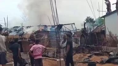 ବୌଦ୍ଧ ସଦର: ବୁରକଟା ଗ୍ରାମରେ ଅଗ୍ନିକାଣ୍ଡ ଘଟି ଗୋଟିଏ ପରିବାରର ଦୁଇ ବଖରା ଘର ଭସ୍ମୀଭୂତ