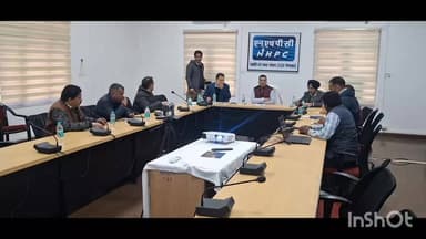 एस. डी. एम. बंजार पंकज शर्मा ने अधिकारियों के साथ की समीक्षा वैठक
-एस.डी.एम. ने अधिकारियों को निर्देश दिए कि डेंजर जोन क...