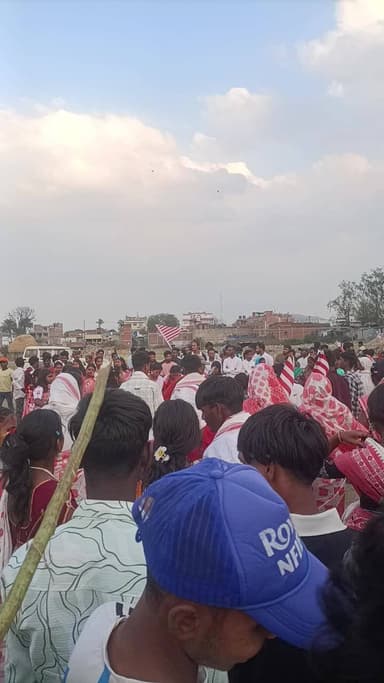 sarhul keredari hamare gaon ke Dari per