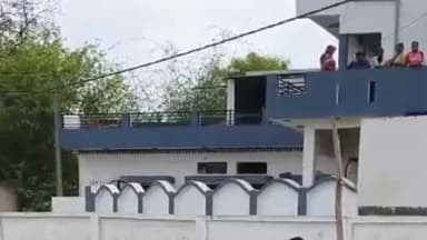 रतौरा गांव में बाबा भीमराव अंबेडकर की मूर्ति तोड़े जाने से आक्रोश #bhim #अंबेडकर
https://public.app/video/sp_u5udl0c1tc...