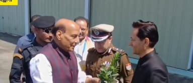 इस तरह से उतरा #राजनाथसिंह का #हैलीकफ्टर