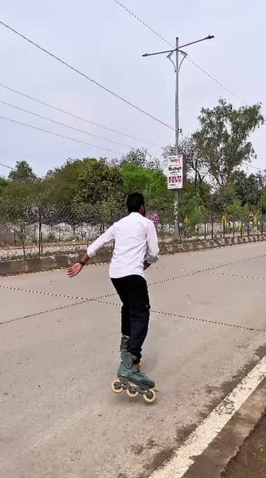 aahendram legacy ,
momos , fried momo , spring role ,
creapy momos , veg lolipop ,