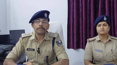 सालिमपुर में “साइबर ठगों” ने कैम्प लगाकर खाते खुलवाए, करोड़ों रूपये की ठगी को अंजाम दिया।
#बिहार #क्राइम