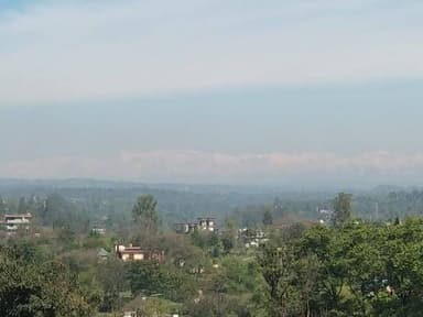 घुमारवीं से धौलाधार की पहाड़ियों पर पड़ी बर्फ का दृश्य:---
#himnewstoday #हिमाचल