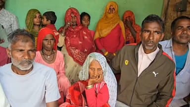 बड़ौत: दौझा में श्राद्ध कर चुके बेटों के सामने 11 साल बाद जिंदा लौटी मां, जम्मू-कश्मीर से मिली बुजुर्ग महिला, परिवार में खुशी