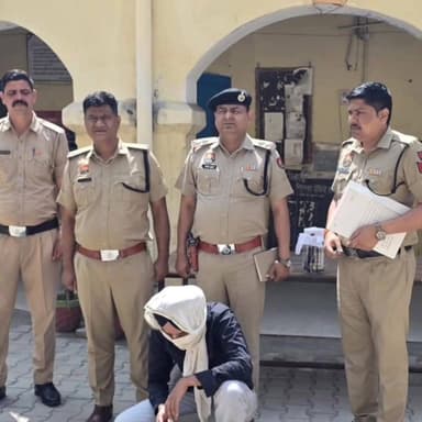 यमुनानगर में वा*रदात से पहले पुलिस का बड़ा एक्शन, युवक से इटली मेड पिस्*टल जिंदा का*रतूस बरामद।।
#YamunanagarNews #Brea...