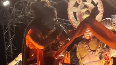 प्रसिद्ध भजन गायिका शहनाज अख्तर के भजनों ने हजारीबाग गांधी मैदान को भक्तिमय माहौल में रंग दिया
#singershahnaazakhtar #in...